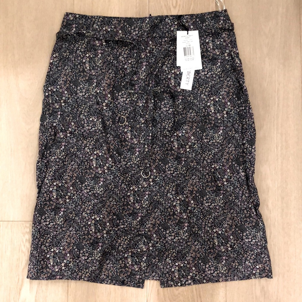 NEW WITH TAGS - SPORTSCRAFT Skirt